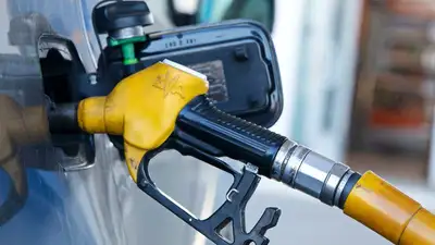 Запрет на вывоз ГСМ автотранспортом из Казахстана планируют продлить, фото - Новости Zakon.kz от 20.12.2022 16:52