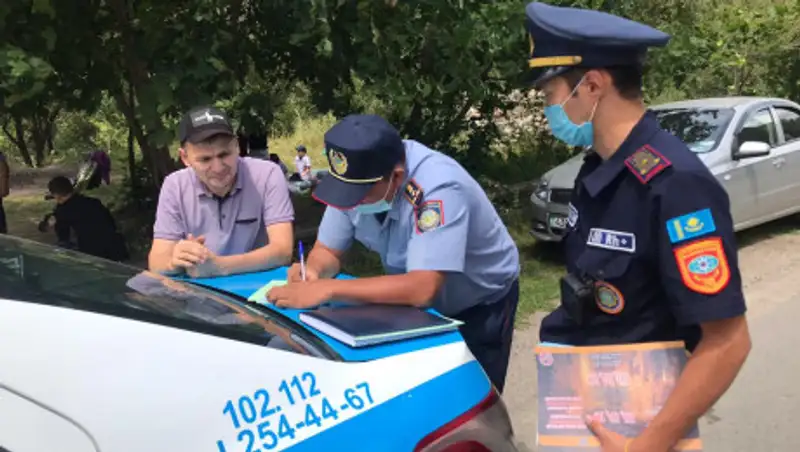 За выходные десятки алматинцев наказали за нарушение карантина
