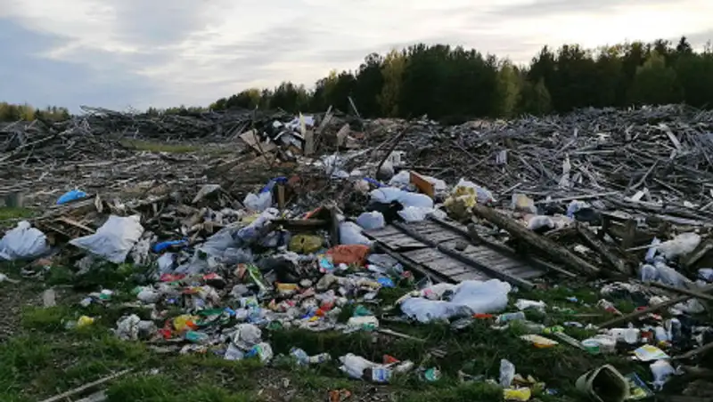 За стихийные свалки мусора в ЗКО оштрафовали несколько акиматов