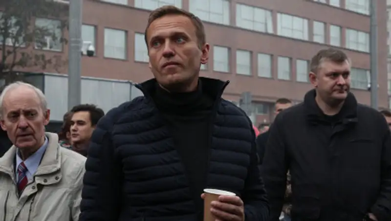 Как может отразиться на курсе тенге заявление об отравлении Навального