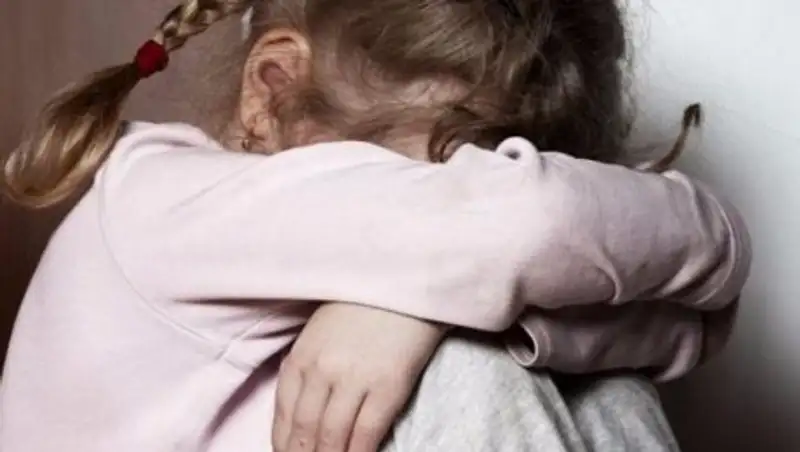 Неизвестный мужчина в Костанае преследовал 7-летнюю девочку