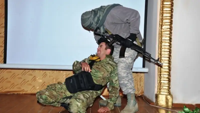 Военнослужащие спецназа МО РК освободили журналистов, захваченных в заложники