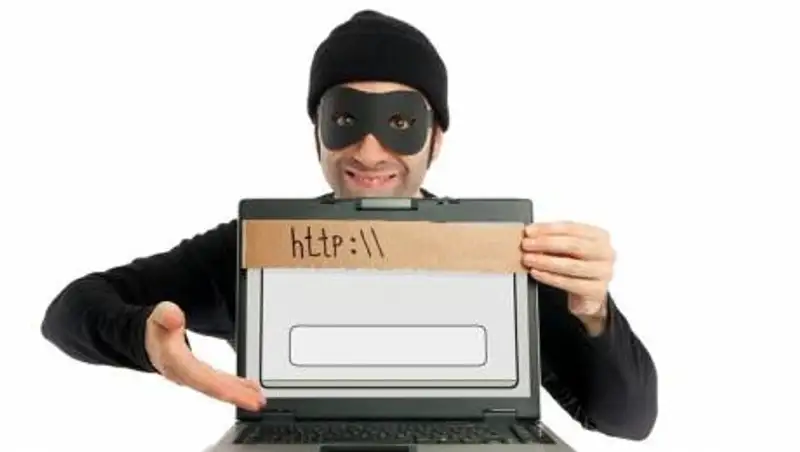 Двенадцать кредитов оформил карагандинец по чужим документам