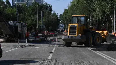 рабочие, фото - Новости Zakon.kz от 21.08.2022 16:34