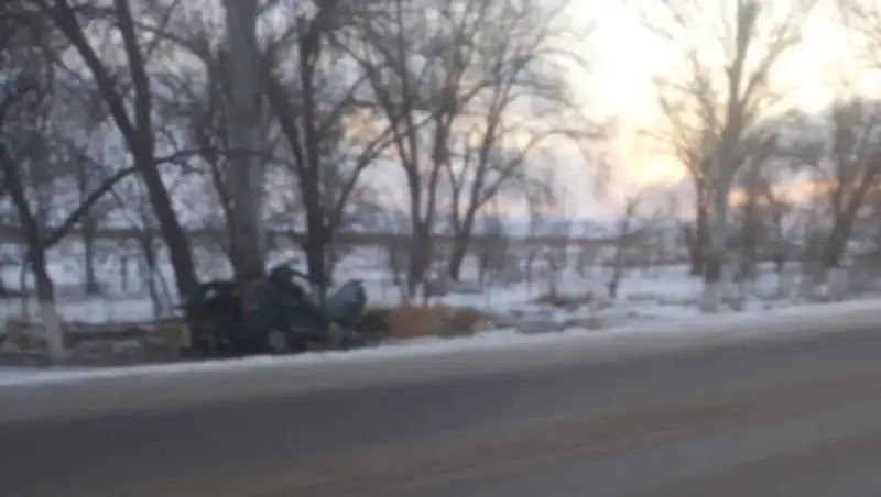 Двое погибли и десять пострадали в ДТП на трассе Алматы - Ташкент