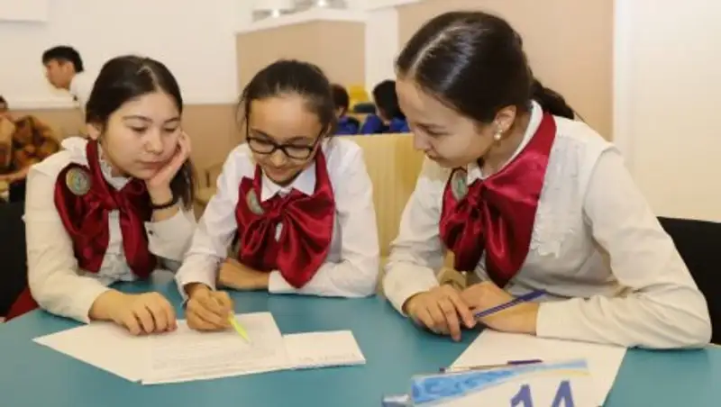 В ВКО наградили победителей конкурса "Мәңгілік ел- болашаққа ұмтылған ел"