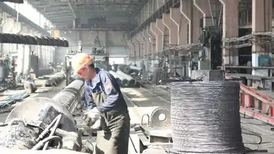 Безопасность производства, цех, условия труда, фото - Новости Zakon.kz от 06.12.2021 16:40