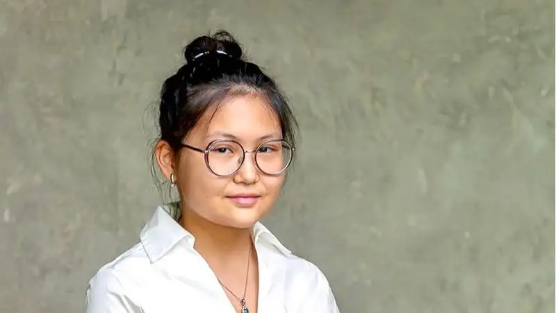 Асаубаева возглавила мировой рейтинг по шахматам в возрасте до 20 лет