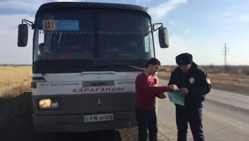 За два дня водители автобусов Караганды 300 раз нарушили ПДД