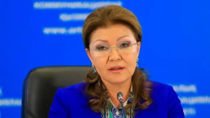 Дарига Назарбаева: Желаю, чтобы в 2017 году на соцсферу было больше бюджета