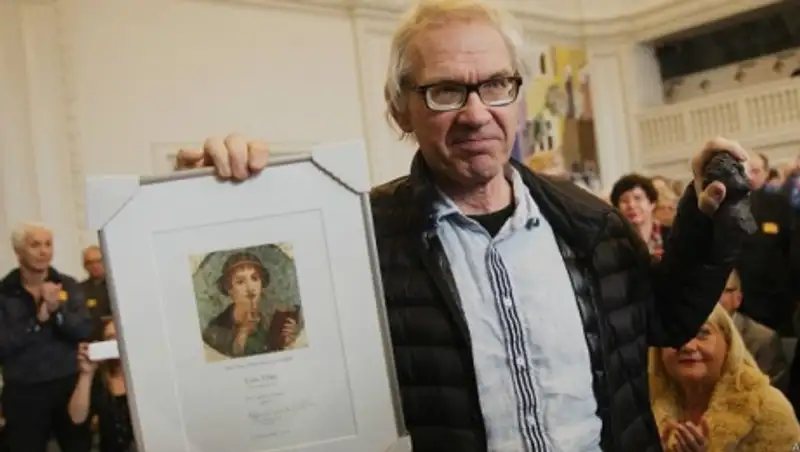 В Дании наградили автора карикатур на пророка Мухаммеда