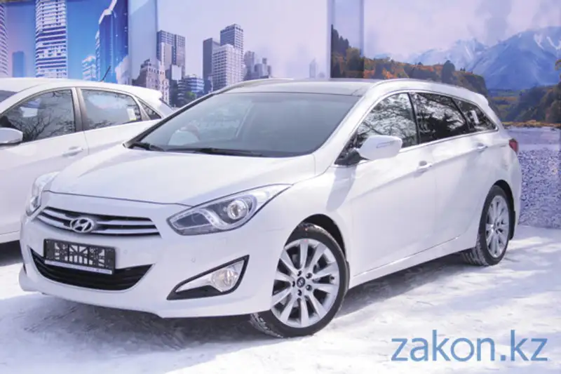 В Алматы представили три новых модели Hyundai, фото - Новости Zakon.kz от 15.02.2013 21:12