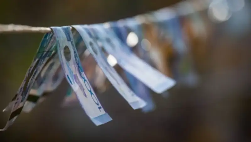 За последние 10 лет из Казахстана в оффшорные зоны вывели 100 млрд. долларов США