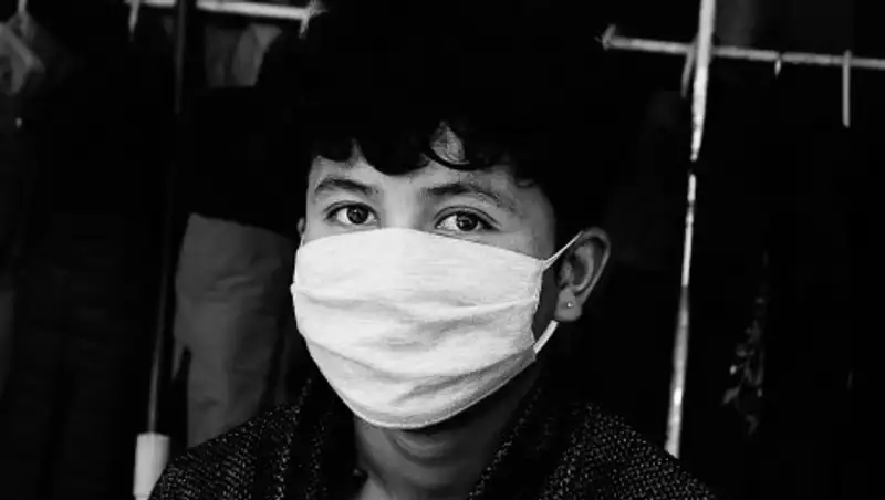 Почему важно строго соблюдать домашний карантин, если прибыли из-за границы