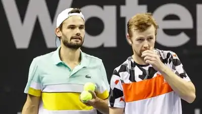 Андрей Голубев справа/пресс-служба ФТК, фото - Новости Zakon.kz от 30.10.2021 23:03