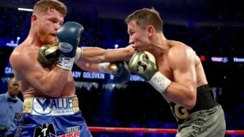 Названа еще одна возможная дата боя-реванша Головкин — Альварес