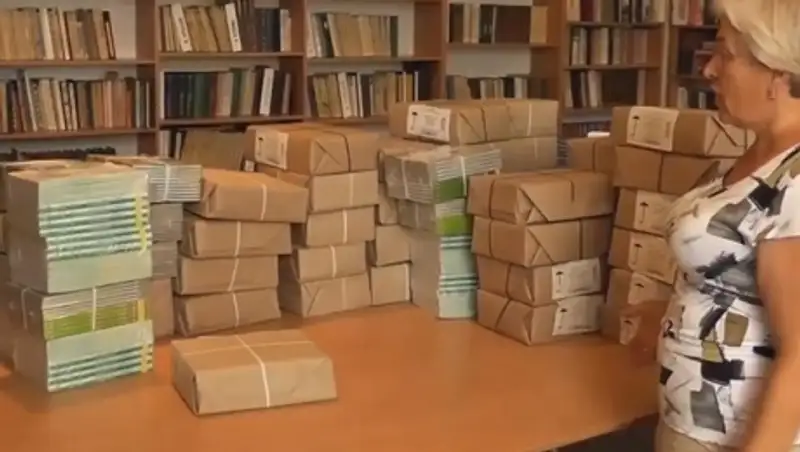 МОН РК вводит тройную экспертизу школьных учебников