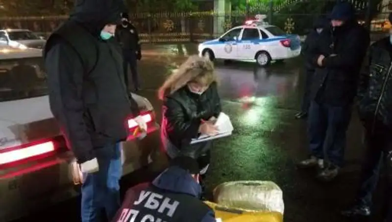 Три мешка марихуаны изъяли полицейские в СКО