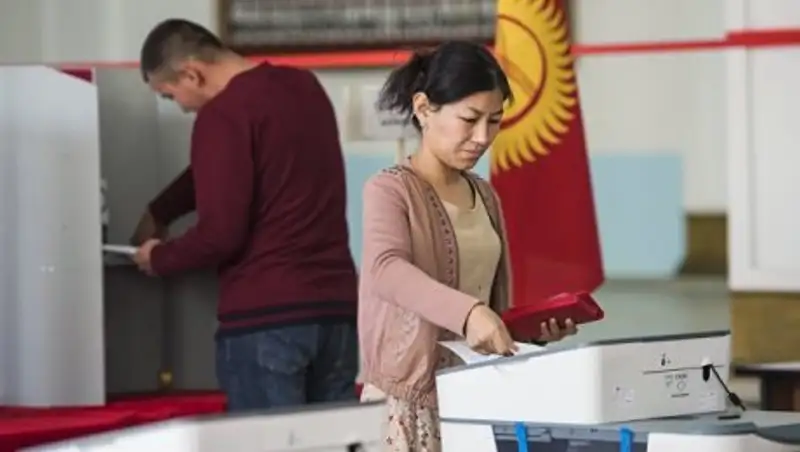 ЦИК Кыргызстана аннулировал итоги выборов президента на восьми участках