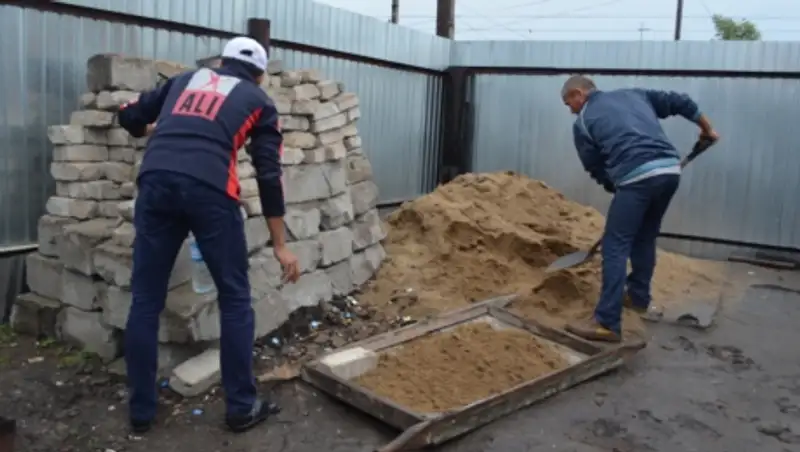 С апреля прошлого года в СКО выдано почти полторы тысячи разрешений трудовым мигрантам