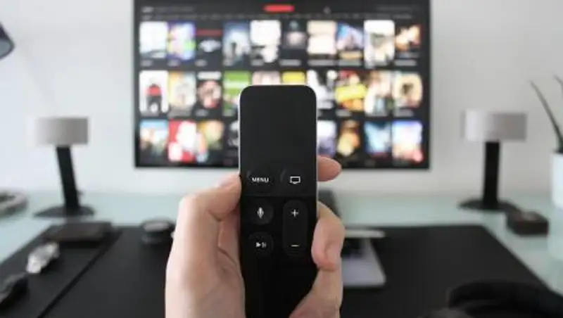 Крупные операторы РФ отключили интерактивные функции онлайн-версий общедоступных каналов