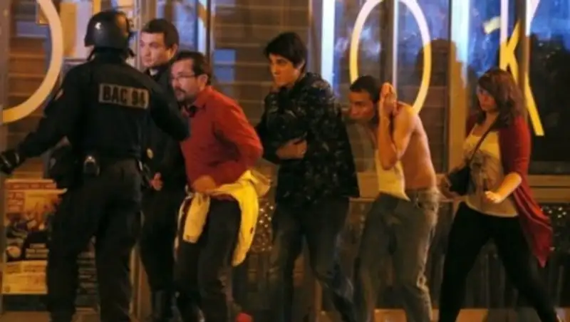 Казахстанцев среди жертв и пострадавших в терактах во Франции нет - МИД РК (доп.)