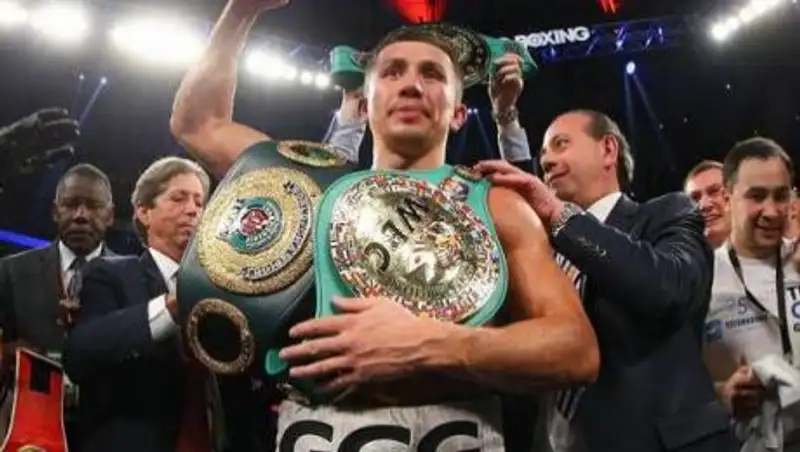 Головкин: Я хочу нокаутировать "Канело" 