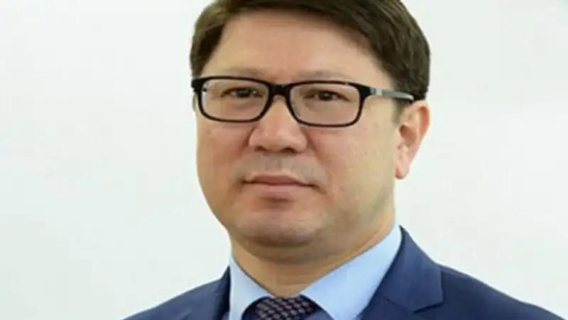 Главой Фонда медстрахования назначен Болат Токежанов