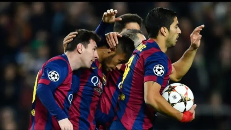 "Барселона" и ПСЖ участники 1/16 финала Лиги чемпионов