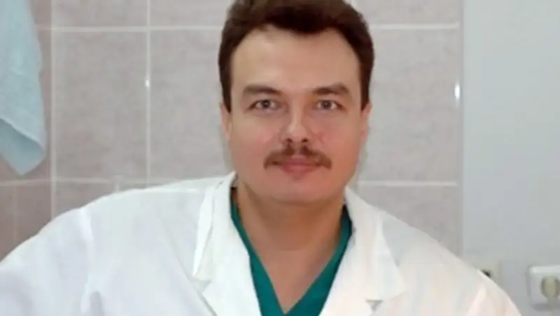 Под Красноярском пациент ударил кувалдой ведущего нейрохирурга