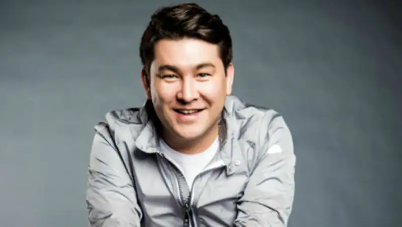 Известный КВН-щик спел на казахском языке