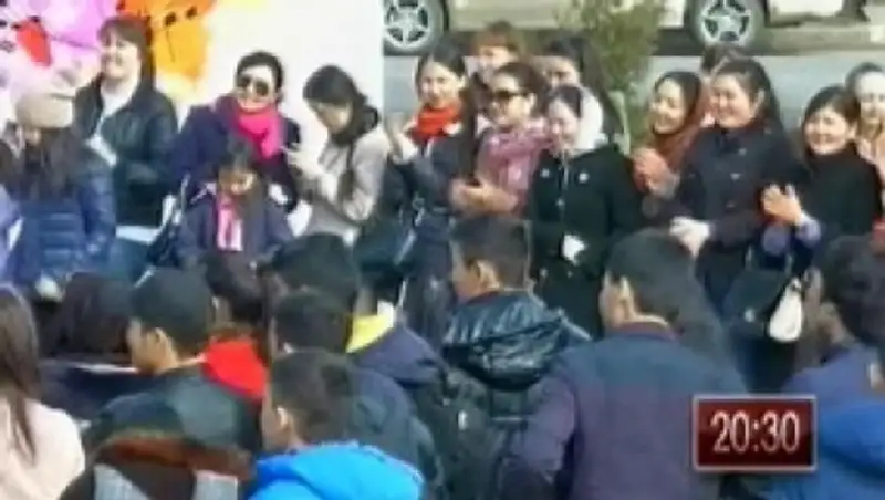 Караоке-баттлом уральская молодежь агитировала прийти голосовать