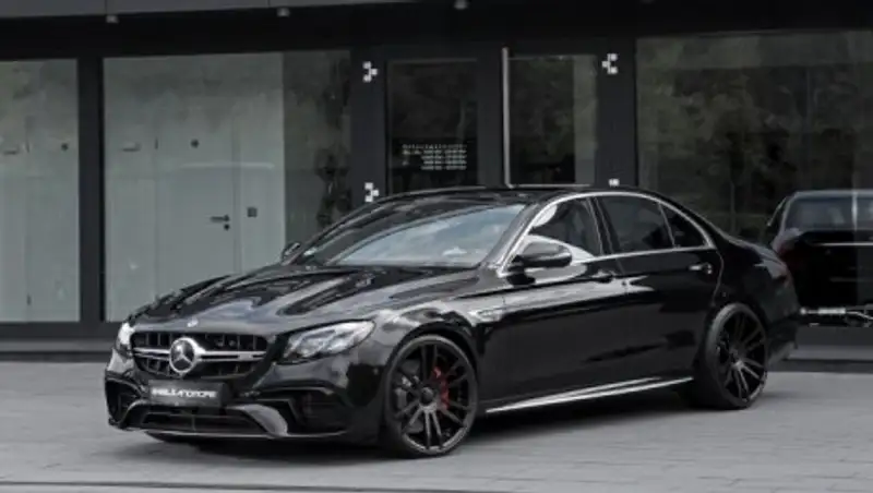 Ателье Wheelsandmore добавило мощи и стиля Mercedes E-Class