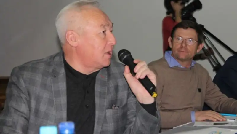 При содействии Общественного совета при ЖССБК определена дата завершения строительства проблемного дома в Астане