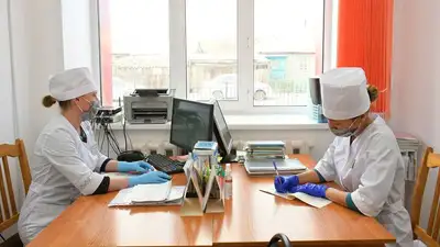 В Казахстане утвердили правила выдачи личных медицинских книжек, фото - Новости Zakon.kz от 12.04.2023 12:10