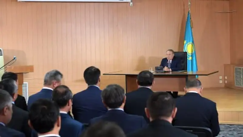 Назарбаев дал поручения новому руководству Службы внешней разведки