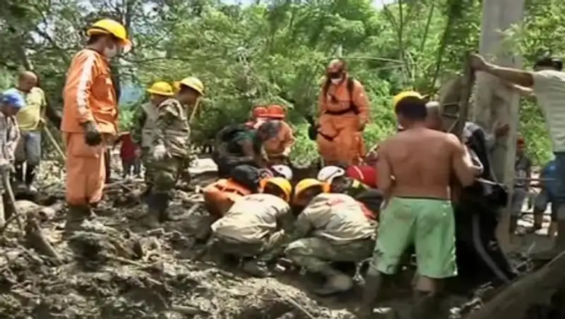 Число жертв оползня в Колумбии выросло до 64