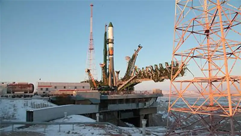 Ракету "Союз-2.1А" установили на стартовый комплекс Байконура