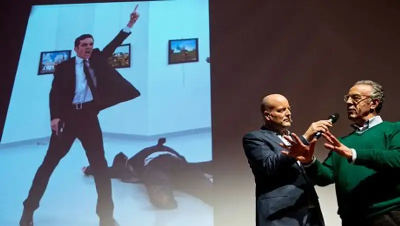 Снимок убийства посла РФ в Турции стал победителем World Press Photo