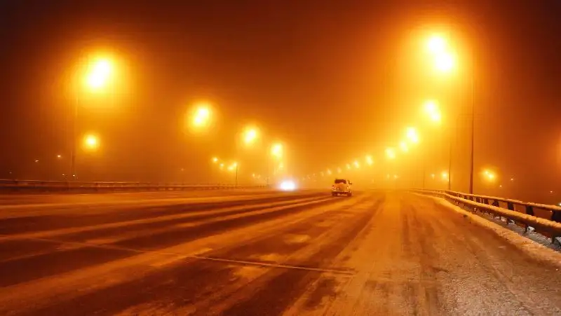 Две дороги закрыты из-за непогоды в ВКО