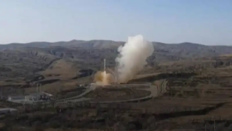 Китай первым вывел на орбиту спутник 6G