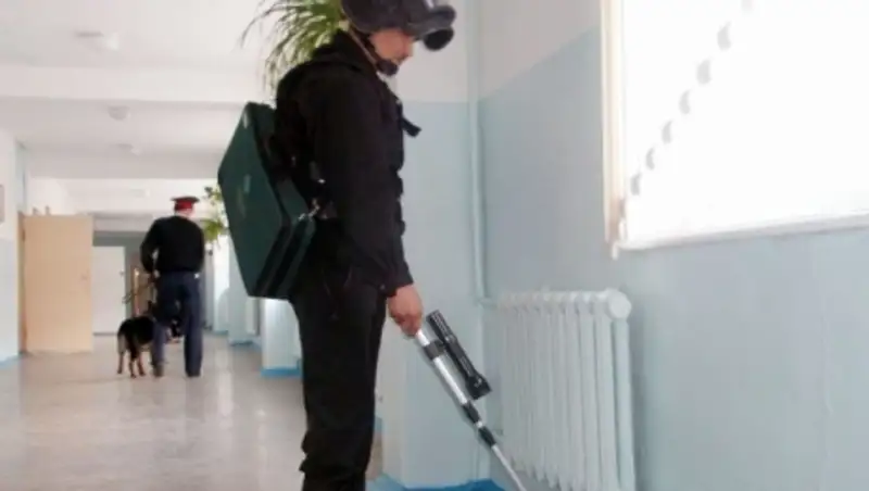 В Усть-Каменогорске ученик «заминировал» собственную школу