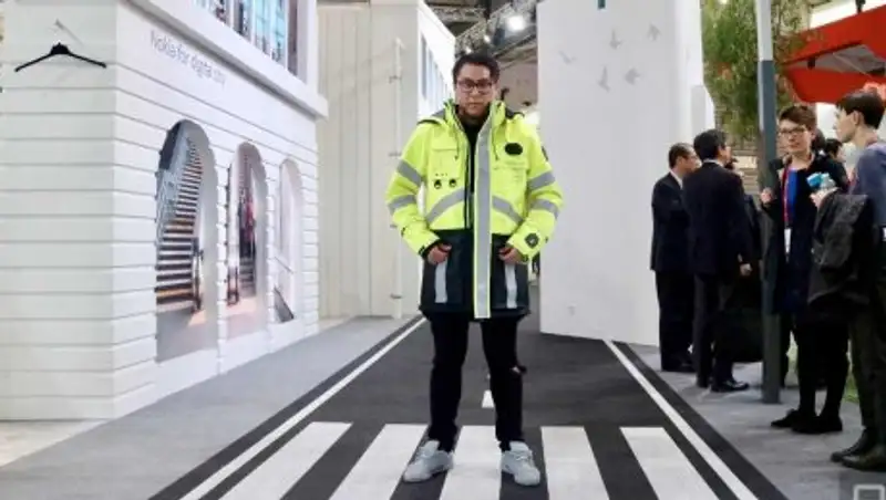 Nokia представила модульную "умную" куртку