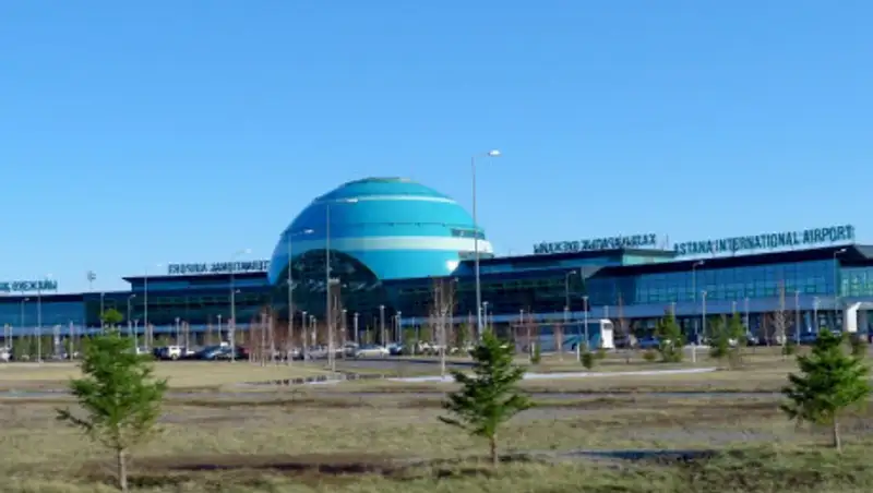 Прибывшие сегодня в Нур-Султан 596 авиапассажиров изолированы