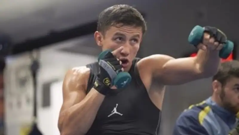 Головкин возглавил десятку лучших чемпионов 2015 года по версии Boxingscene