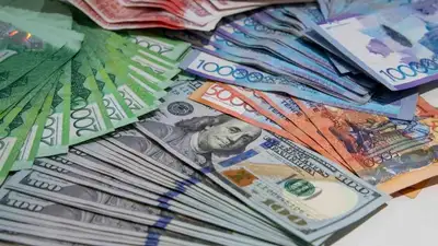 курсы валют, фото - Новости Zakon.kz от 06.02.2023 11:14