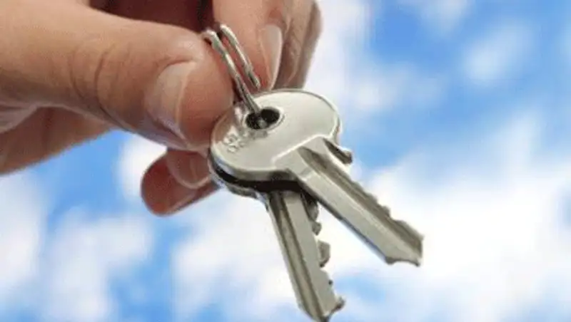 В Таразе 15 воспитанников детского дома получили квартиры