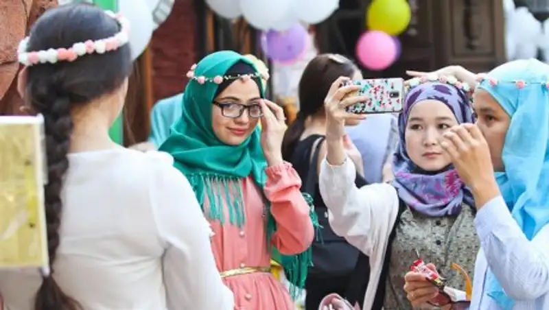 Свою коллекцию одежды для мусульманок разрабатывают имамы