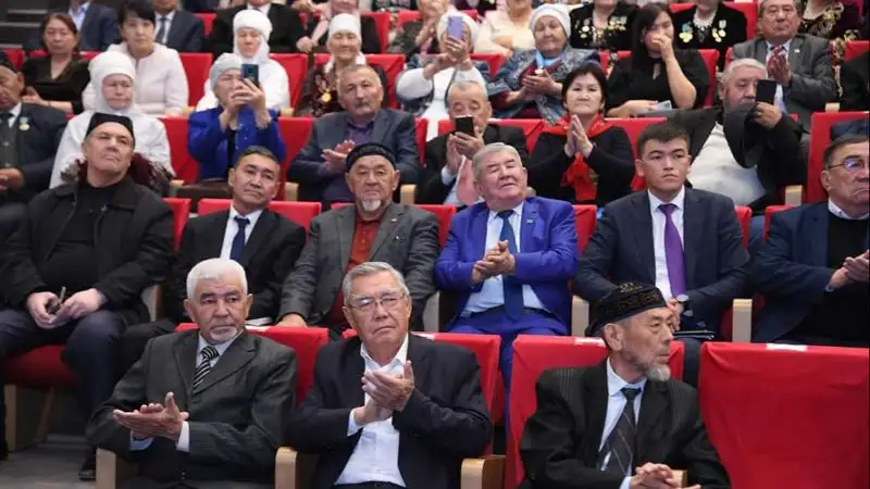 В Туркестане отпраздновали 35-летие общественного объединения , фото - Новости Zakon.kz от 30.11.2022 15:27