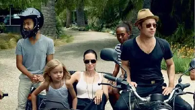 Питт и Джоли, фото - Новости Zakon.kz от 18.02.2022 07:34